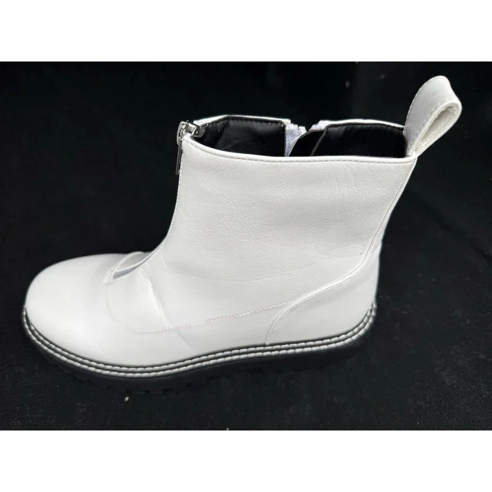 H&M Chucky Off White Women Boots With Front Zipper Size 7 New